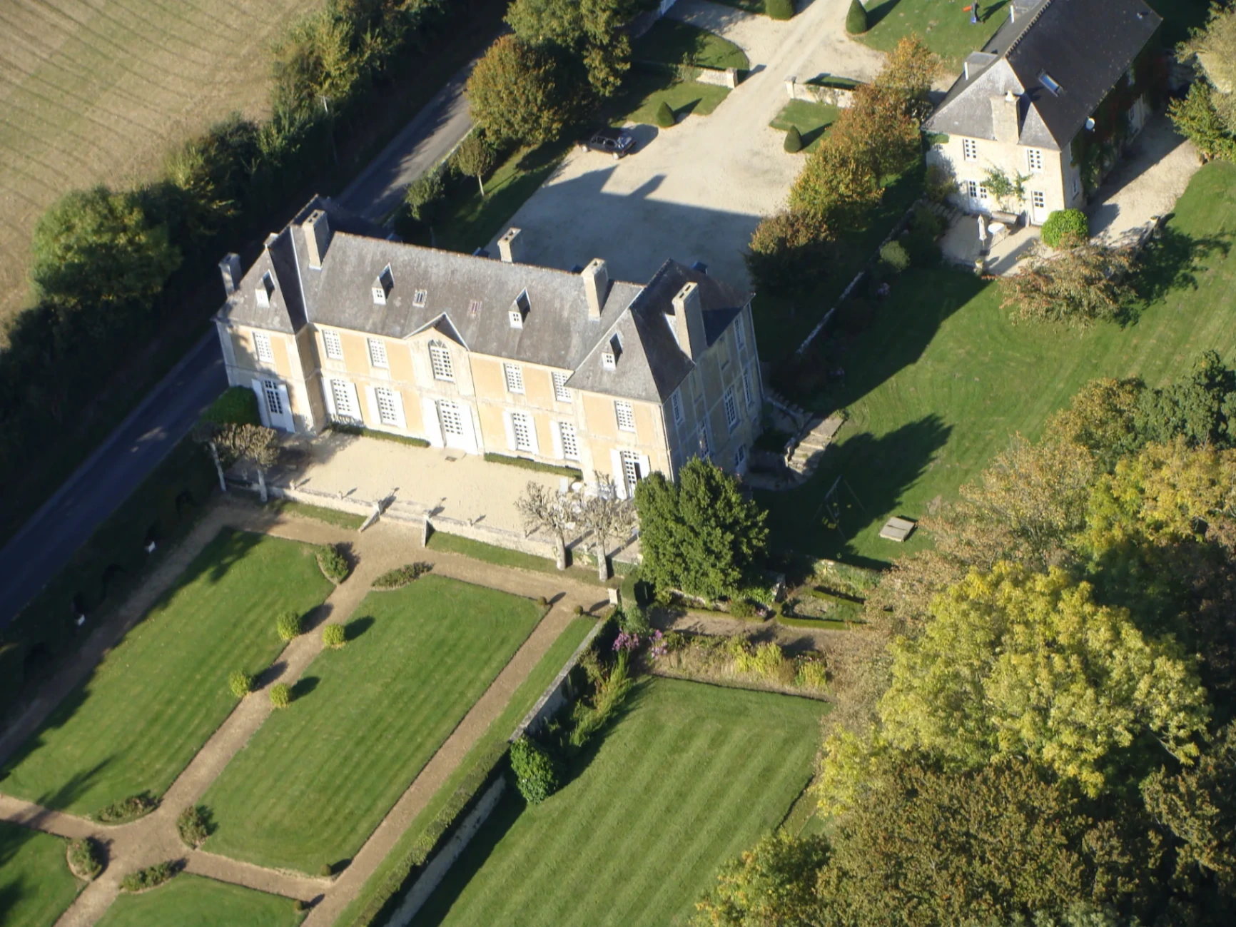 Vue aérienne du château et de son parc